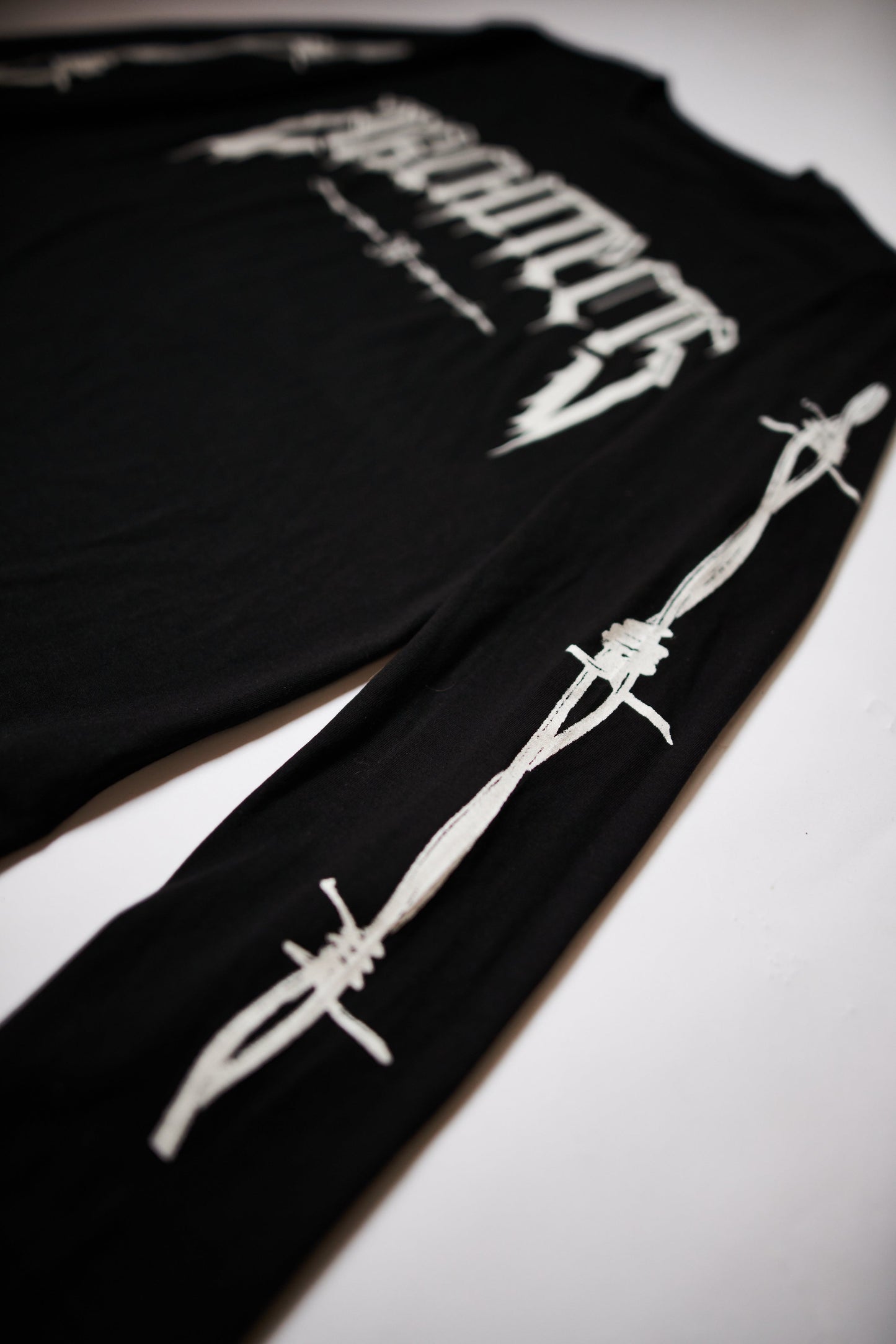 Barbed Wire Longsleeve - Black