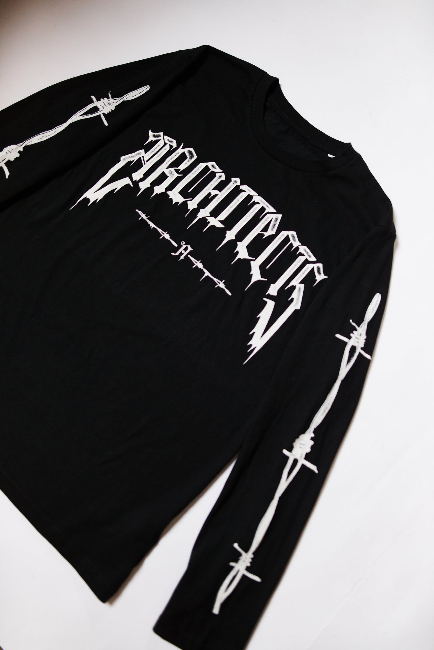 Barbed Wire Longsleeve - Black